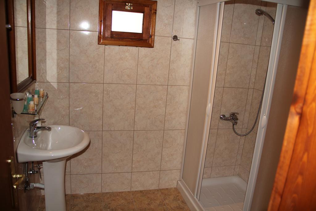 Piges Hotel Глики Экстерьер фото
