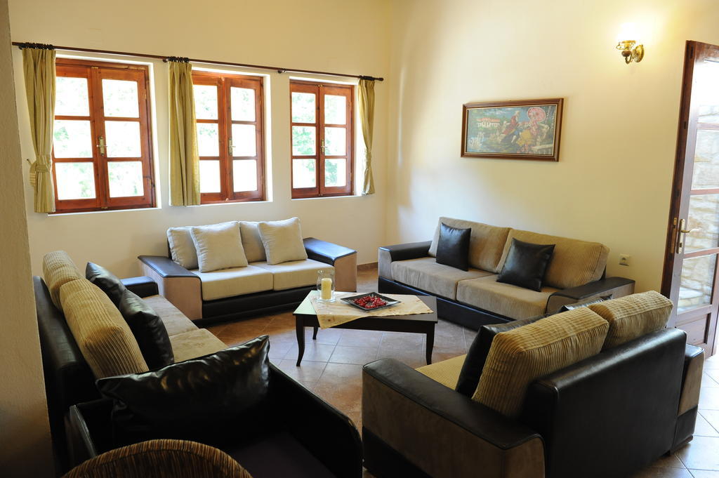 Piges Hotel Глики Экстерьер фото